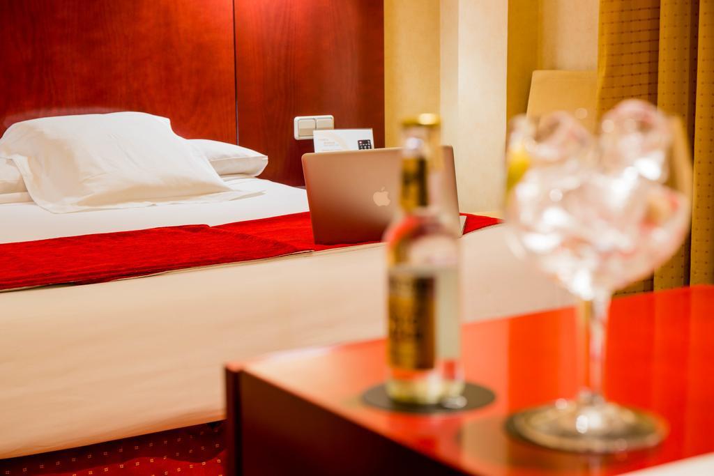 מדריד Hotel Arosa מראה חיצוני תמונה