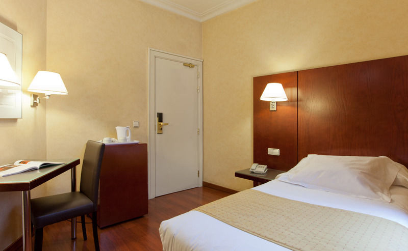 מדריד Hotel Arosa מראה חיצוני תמונה